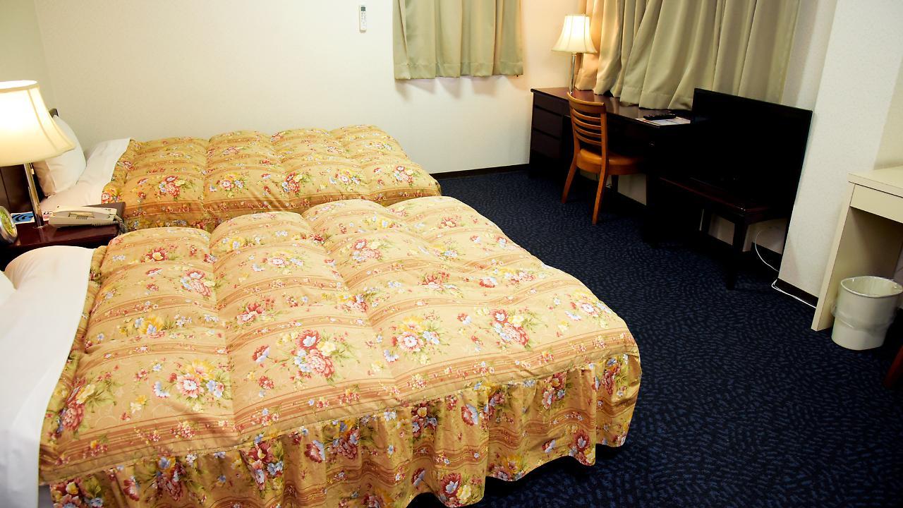 Business Hotel Shuttle Kumamoto Exterior photo